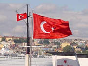Türkische Flagge am Bosporus: "Die Türkei könnte zum Vorzeigeland werden"